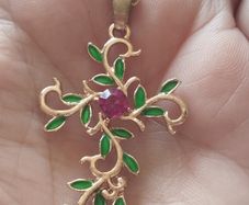 Vintage beautiful pendant on a chain.