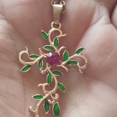 Vintage beautiful pendant on a chain.