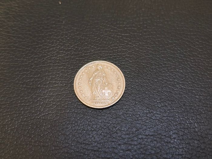 1982 One Franc Switzerland Coin Low Mintage Key Date Suisse