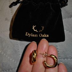 Dylan Oaks earrings