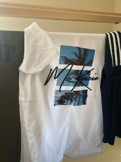 Selection of short sleeved t-shirts