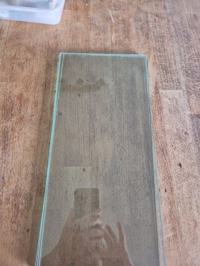 4 plate glass shelves