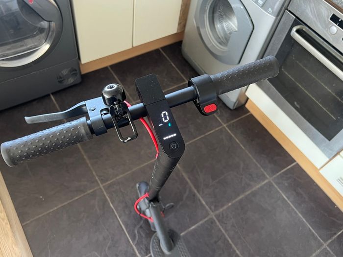 Selling Xiaomi Mi Electric Scooter Pro
