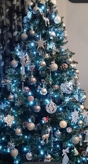 7ft christmas tree