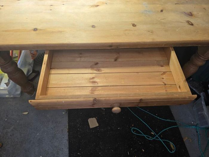 Table 6ft X 39 Inch. 31.5 In High.