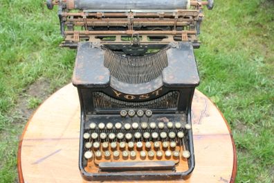Antique Yost Typewriter typemachine - 1914 - sprinkhaansysteem - 1914 - Great Gatsby