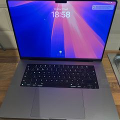 MacBook Pro M1 16 inch
