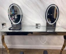 Salon furniture