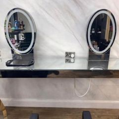 Salon furniture