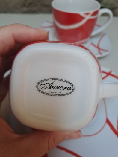 24 piece Retro tea set red and white