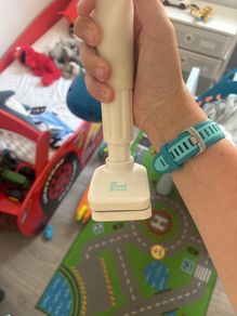 Flexi arm for baby monitor