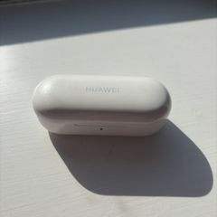 Huawei wireless earphones model CM-H1C