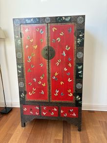 Chinese Cabinet