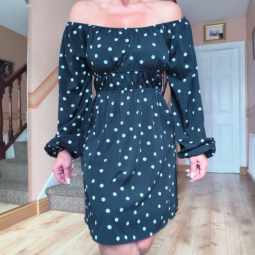Polka dot Open shoulders long sleeve Dress, size 12