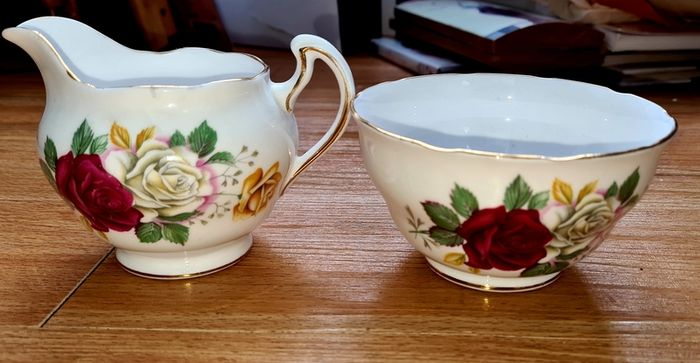 Shabby Chic Vintage Royal Malvern Sugar Bowl and Milk Jug Fine Bone China