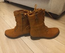 womans boots