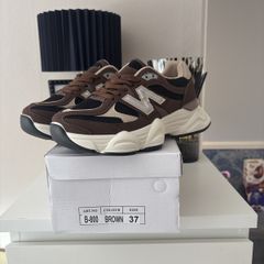 Ladies runners brand new