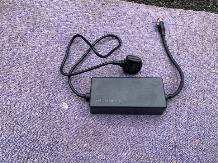 Luba 2 AWD (2024) Power adaptor & cable