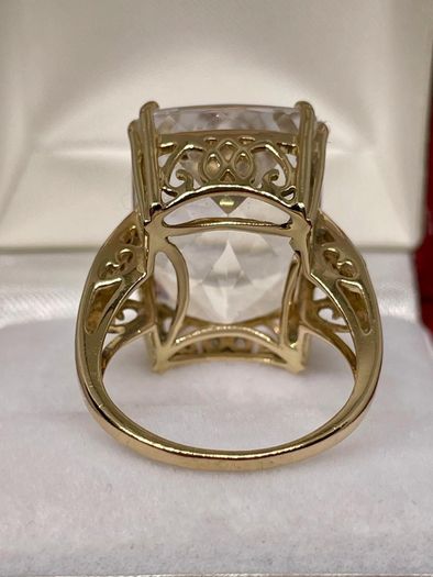 Gold Ring from the Tomas Rae collection, made of 14k Gold