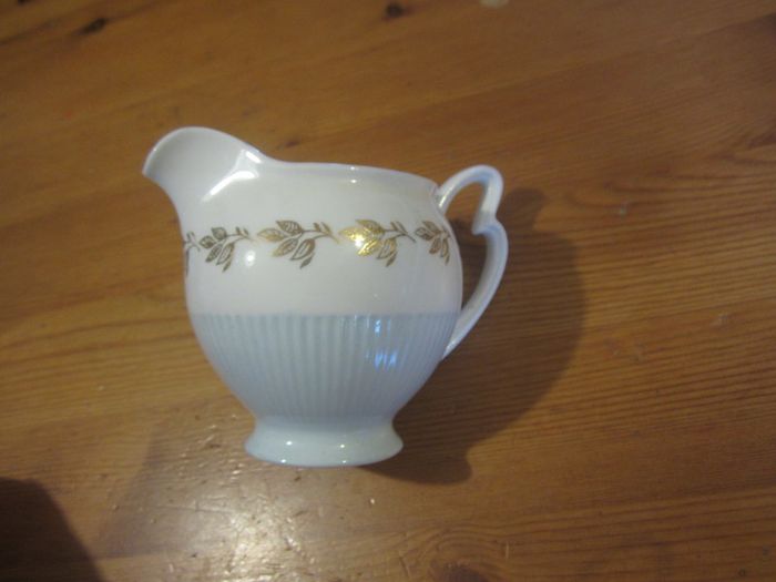 COLCLOUGH    milk and sugar