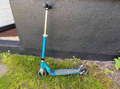 micro Rocket scooter sky blue