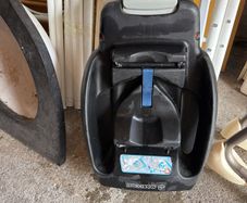Isofix base.