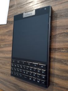 Titan 2 (like BlackBerry Passport)