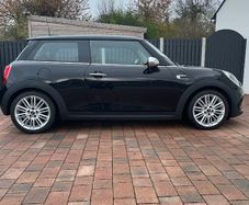 2017 Mini Cooper D