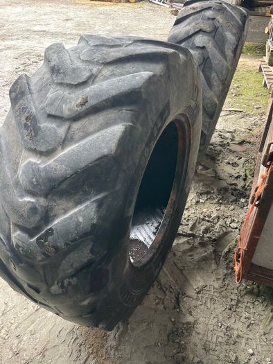 Tyres Jcb