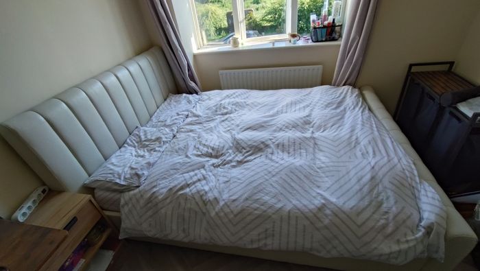 King sized bedframe