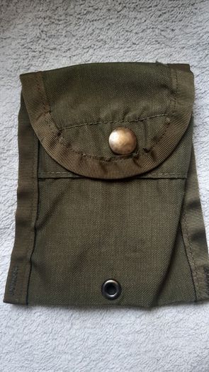 US Army ALICE LINCLOE LC-1 First Aid Dressing Unmounted Magnetic Compass Case Vietnam War