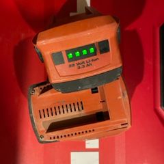 2x Hilti 22V Li-Ion Batteries (3.3Ah)