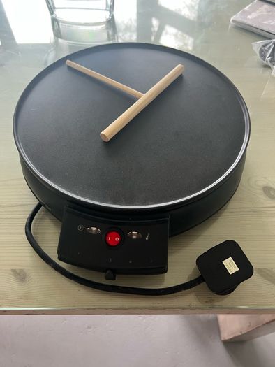 Electric Breville Crepe Maker
