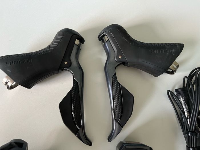 Ultegra Di2 8050