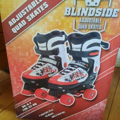 NEW Rollerskates