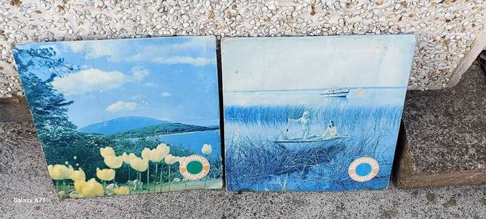2 x smithswicks classic advertising display pictures showcards smithswicks displays ,,buyer collects or pays postage thank you, sold as seen ,collectors item