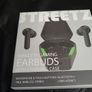 Streetz wireless gaming earbuds with charging case Image 2