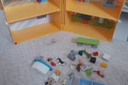 Playmobil foldable pet CLINIC HOSPITAL with carry handle