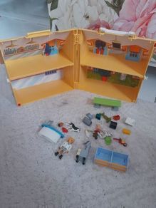 Playmobil foldable pet CLINIC HOSPITAL with carry handle