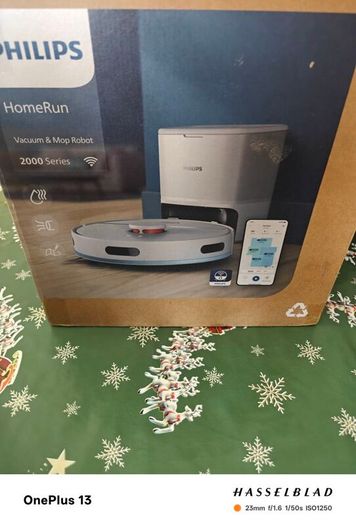 Philips home run vacuum and mop robot