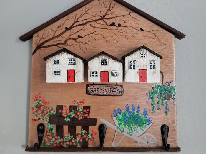 Handcrafted wooden key holder!