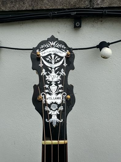 Paramount Style F Tenor banjo