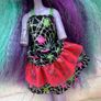 Monster High Doll Electrified Monstrous Twyla Boogeyman Hair Raising Ghouls Used NO HANDS Please look at the pictures Image 4