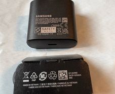 Brand new Samsung fast charger 25W Plug and C type cable