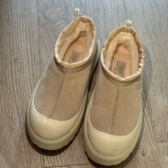 UGG Tasman Weather Shoes