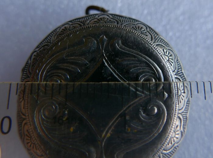 Vintage Photo Locket Pendant