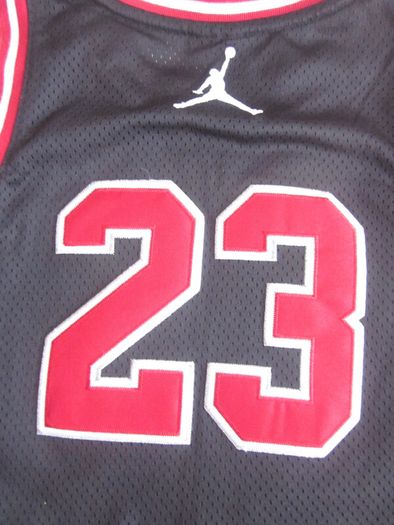 Michael Jordan   Logo Unisex Youth Vest Black