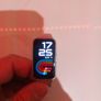 Huawei Band 9 Pink woman Image 2
