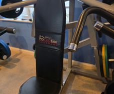 Body-Solid Pro ClubLine Leverage Shoulder Press