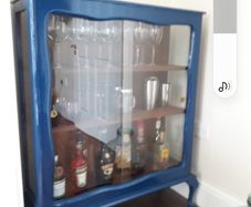 Display / Cocktail Cabinet